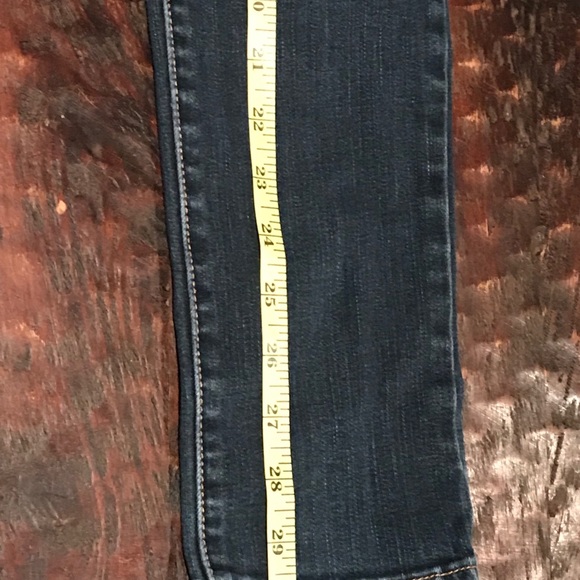 Sold! AEO Skinny Jeans- Size 2 Long- Final Price - Picture 5 of 8